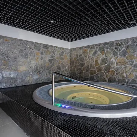 Areka A16 - Klimatyzacja, Basen, Sauny, Jacuzzi, Silownia Apartment *